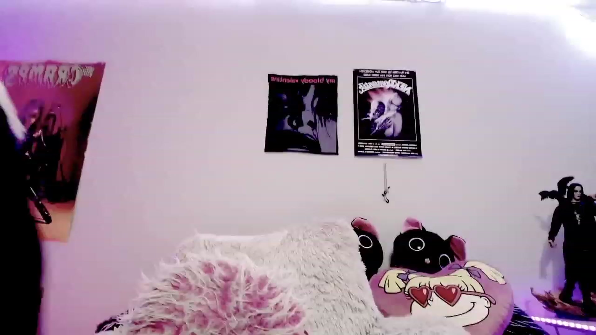Gallery image thumbnail from RatQueen's myfreecams stream on, 02/13/2024, 01:09 image 11 of 20