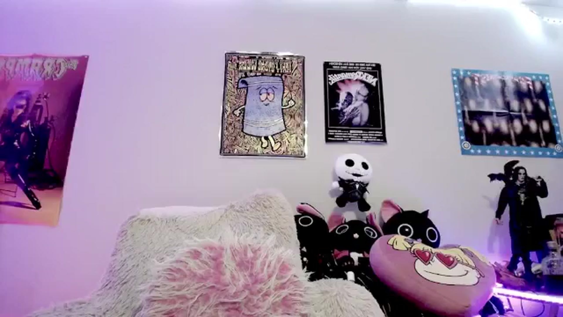 Gallery image thumbnail from RatQueen's myfreecams stream on, 04/25/2024, 18:10 image 9 of 20