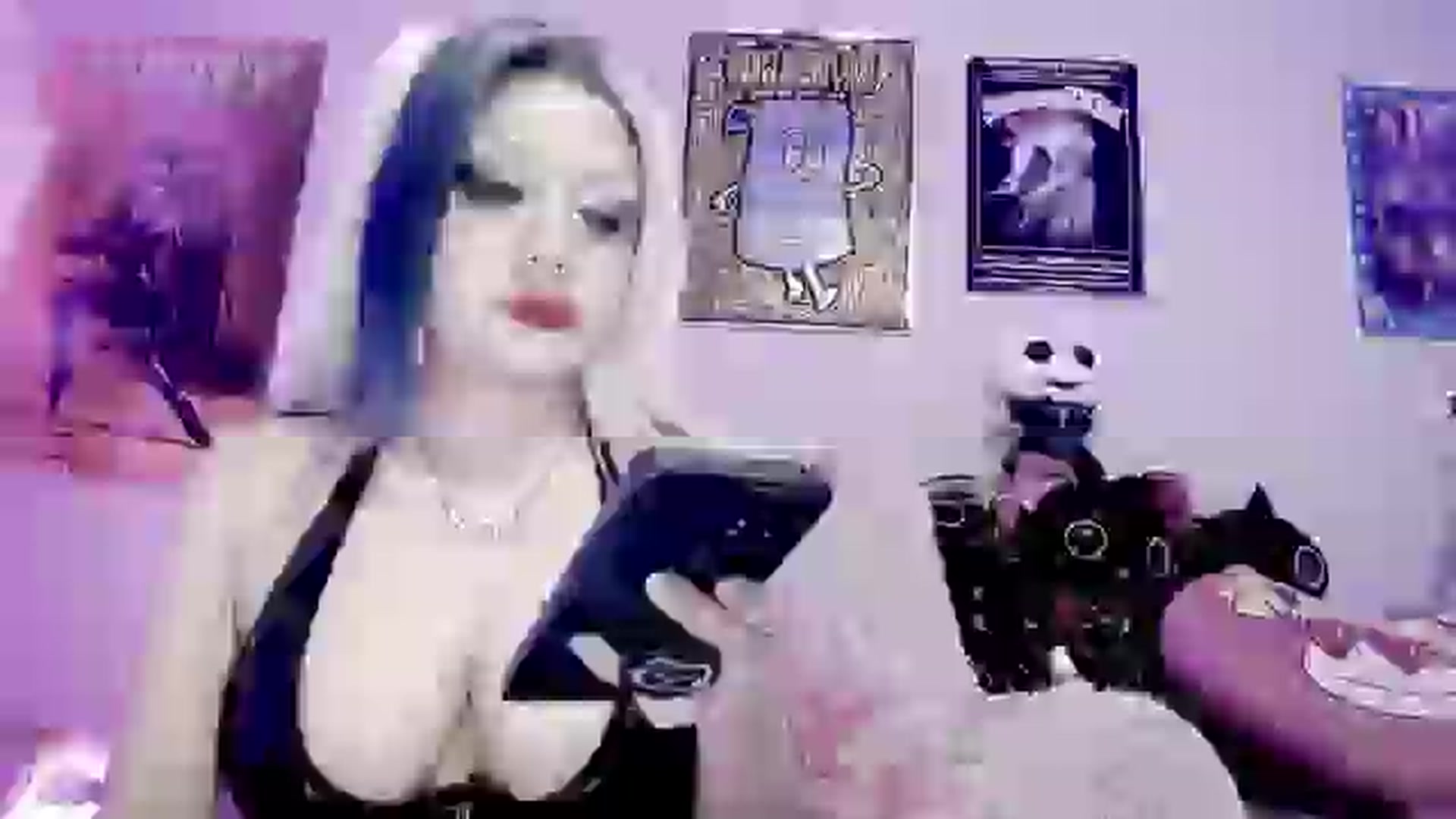 Gallery image thumbnail from RatQueen's myfreecams stream on, 05/04/2024, 17:51 image 15 of 20