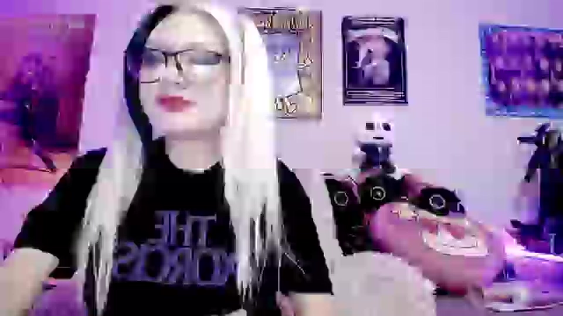 Gallery image thumbnail from RatQueen's myfreecams stream on, 05/19/2024, 06:03 image 18 of 20