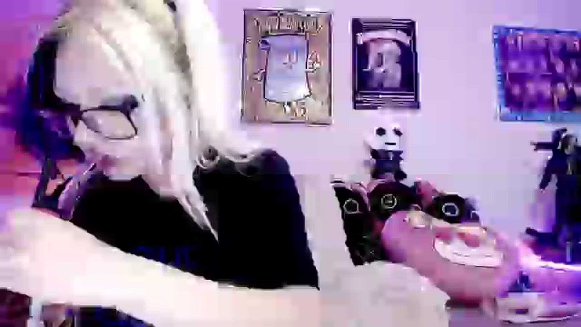 Gallery image thumbnail from RatQueen's myfreecams stream on, 05/19/2024, 06:03 image 15 of 20