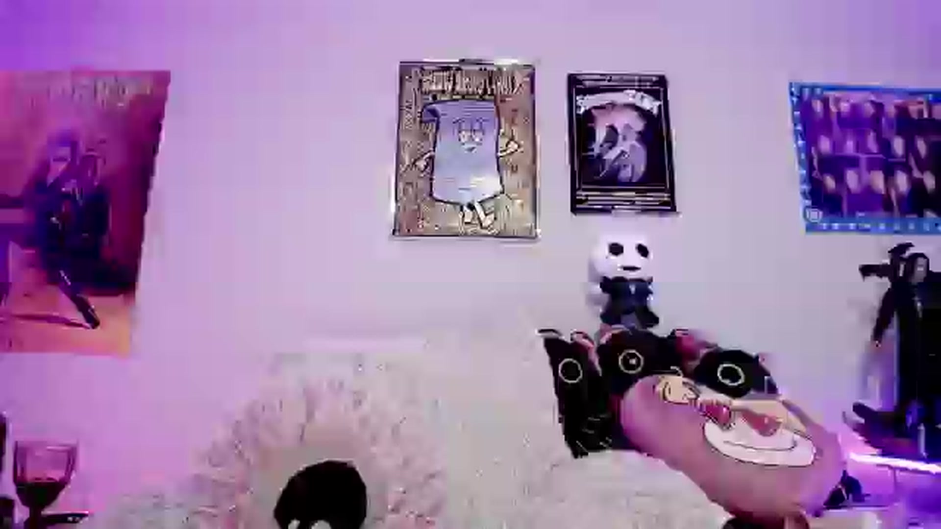 Gallery image thumbnail from RatQueen's myfreecams stream on, 05/19/2024, 06:03 image 8 of 20
