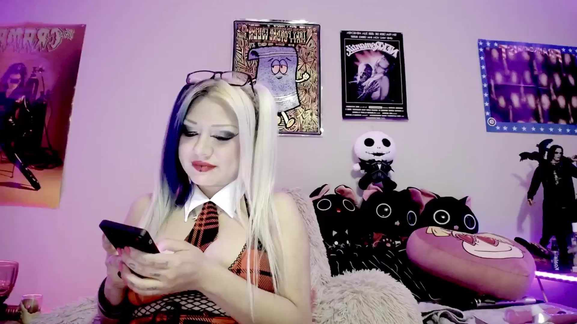 Gallery image thumbnail from RatQueen's myfreecams stream on, 06/01/2024, 04:56 image 20 of 20