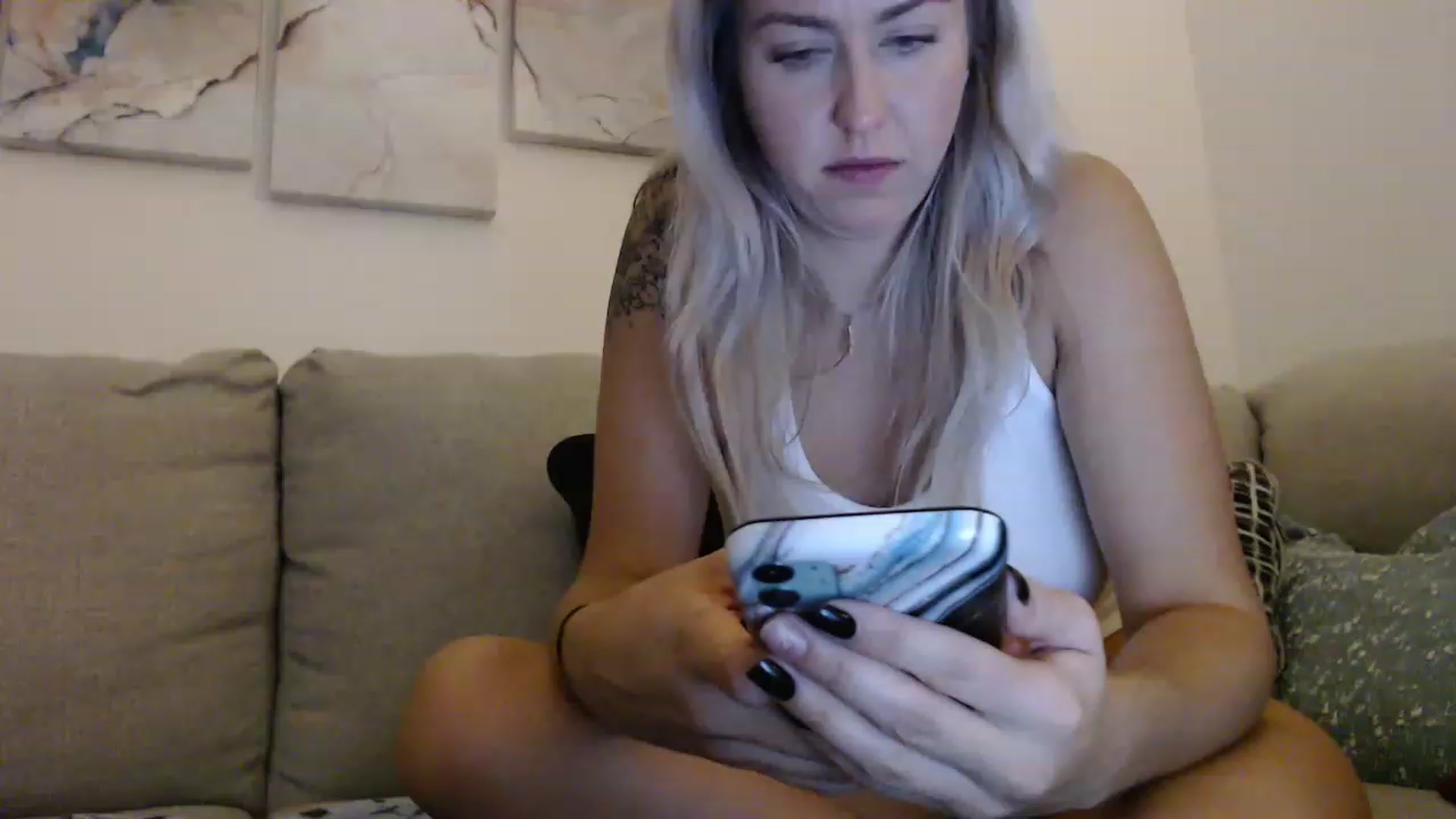 Gallery image thumbnail from RatedX_Barbie's myfreecams stream on, 06/21/2023, 05:16 image 5 of 20