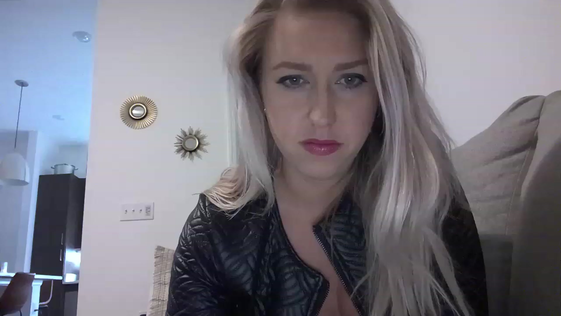 Gallery image thumbnail from RatedX_Barbie's myfreecams stream on, 07/19/2023, 03:28 image 8 of 20