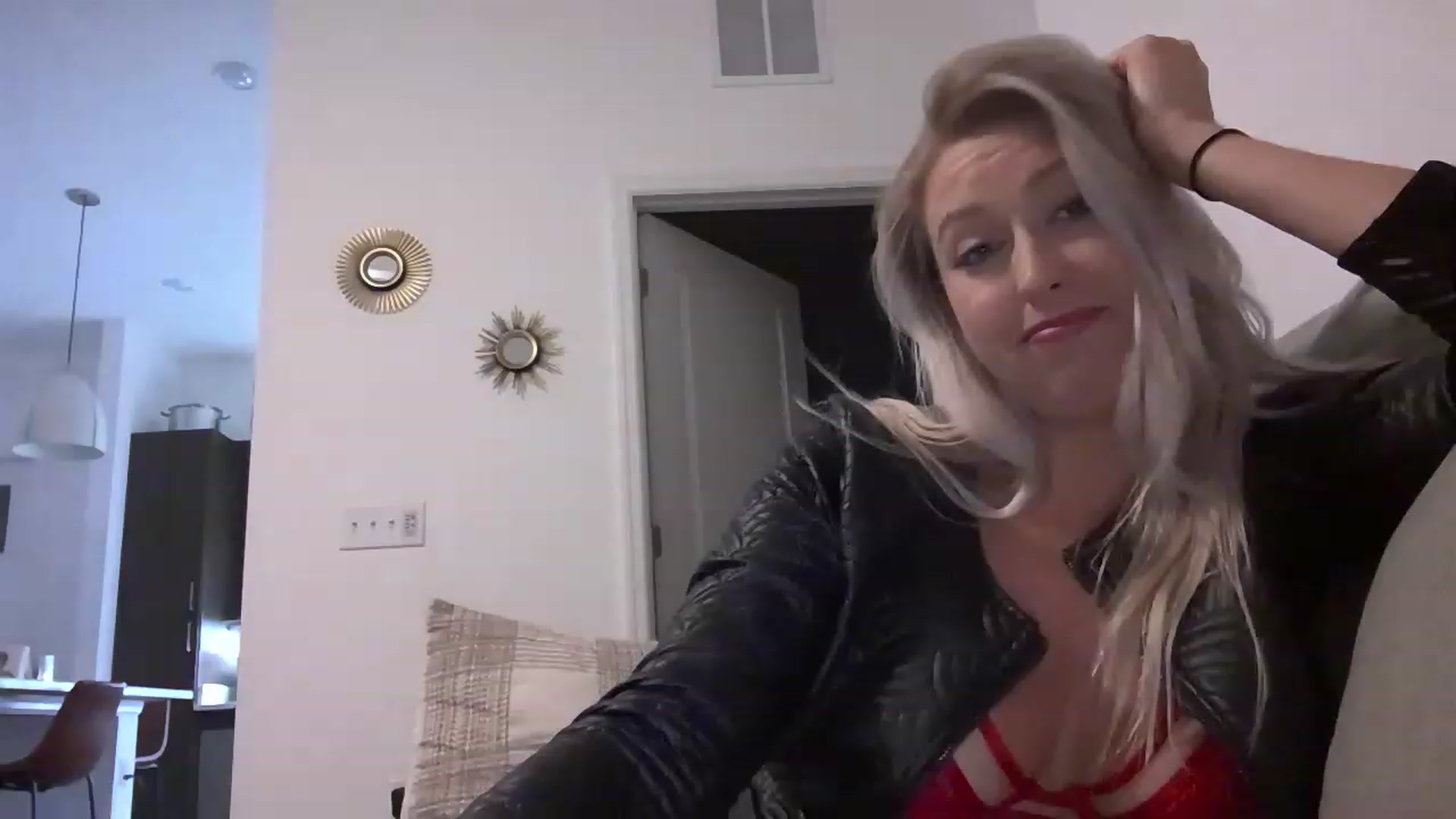 Gallery image thumbnail from RatedX_Barbie's myfreecams stream on, 07/19/2023, 03:28 image 6 of 20