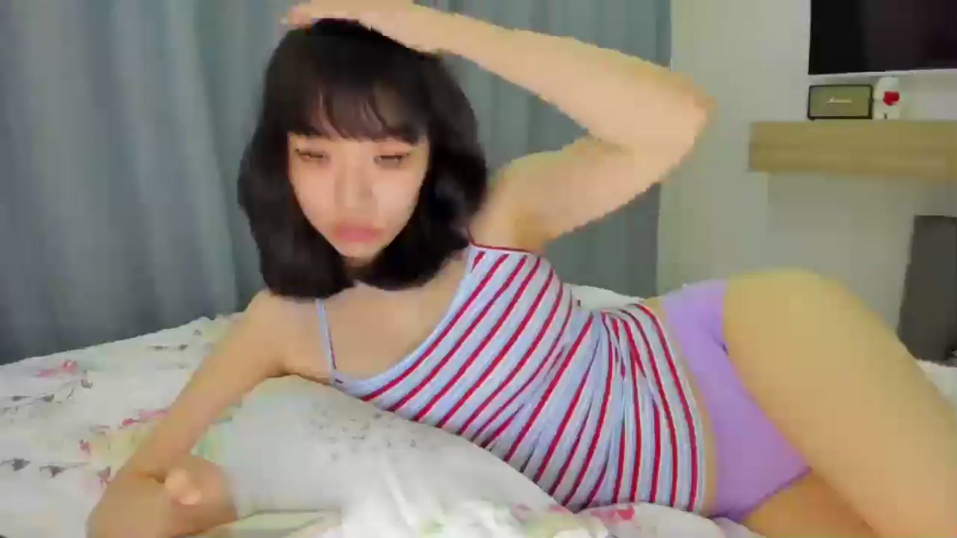 Gallery image thumbnail from RavenArarath's myfreecams stream on, 01/19/2025, 20:42 image 2 of 20