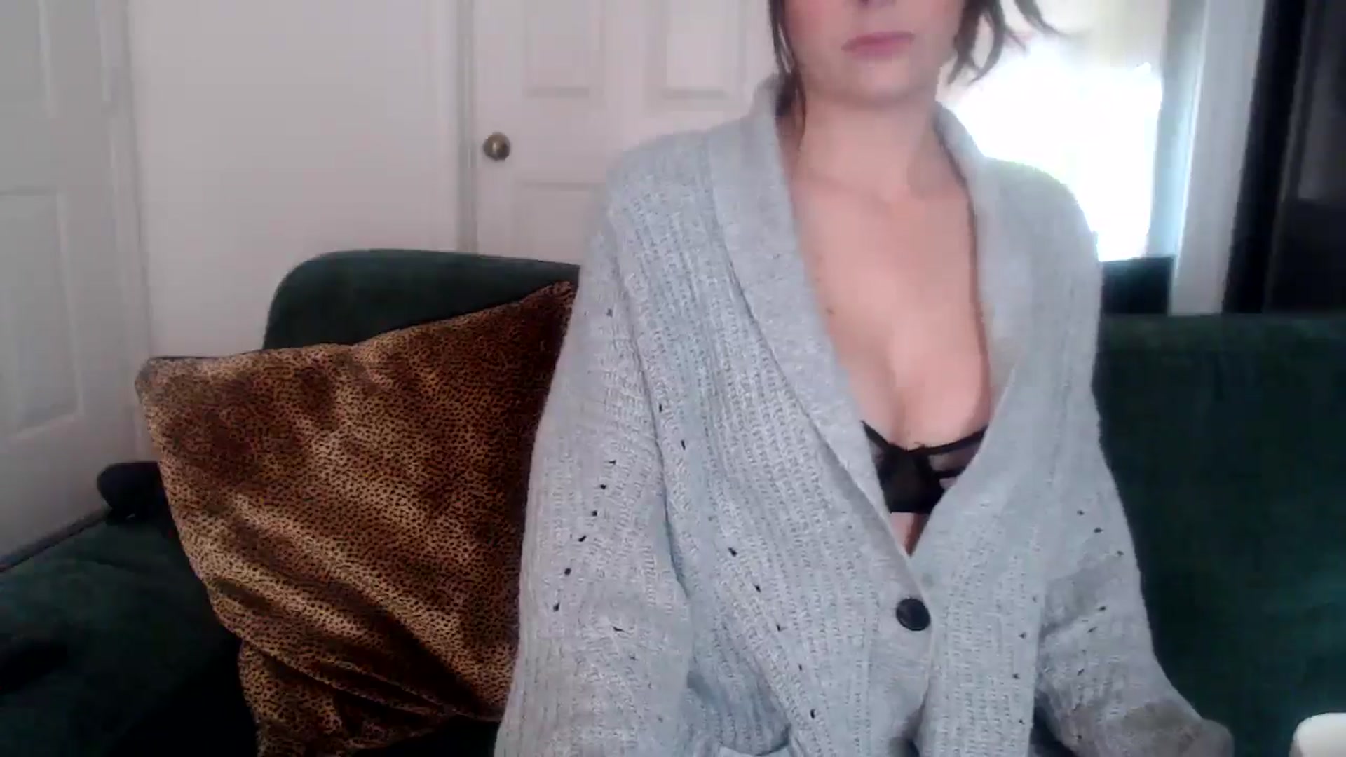 Gallery image thumbnail from RavenGoddess's myfreecams stream on, 11/02/2025, 17:45 image 10 of 20