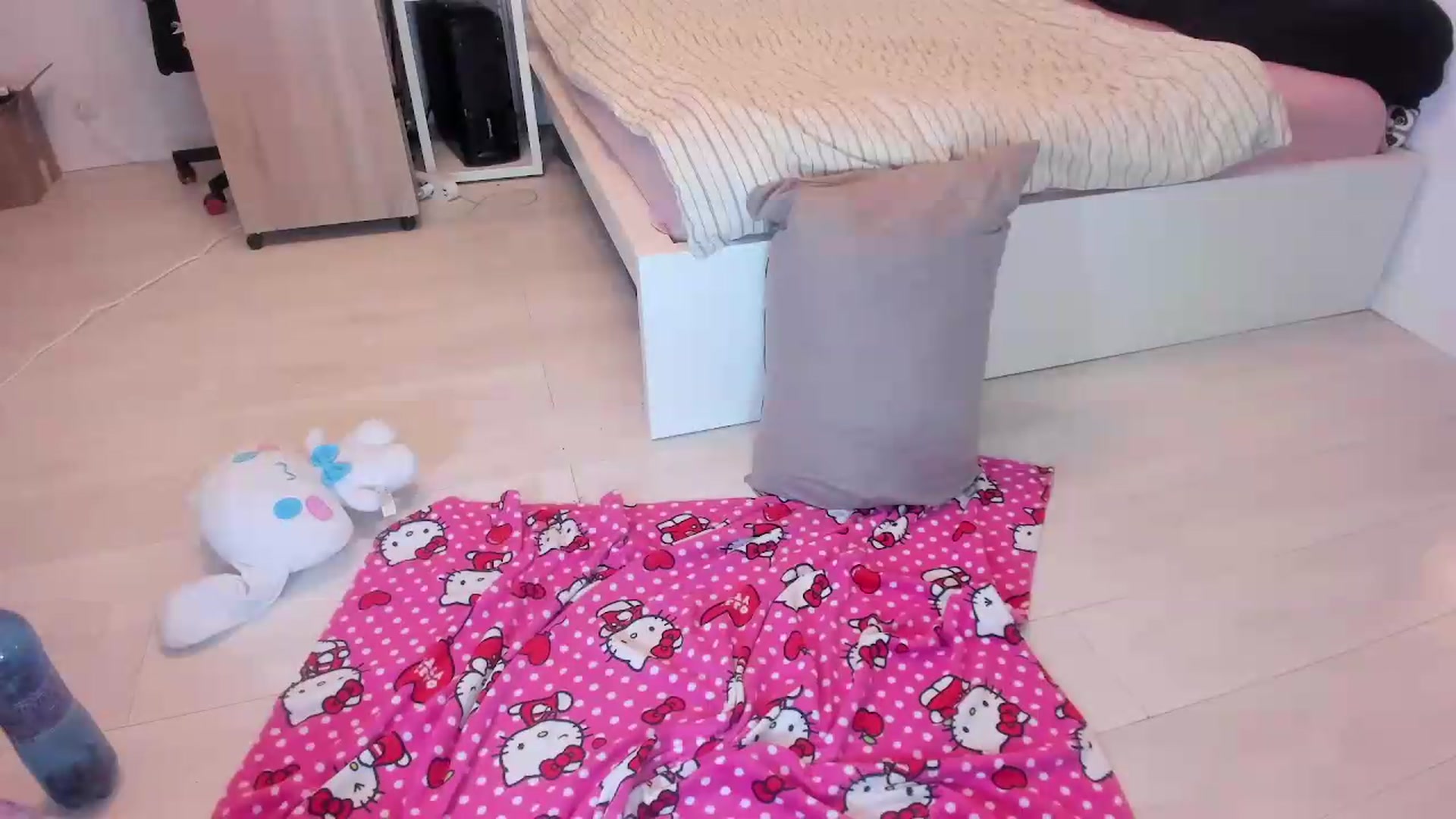 Gallery image thumbnail from RavenLust's myfreecams stream on, 08/29/2026, 23:00 image 15 of 20