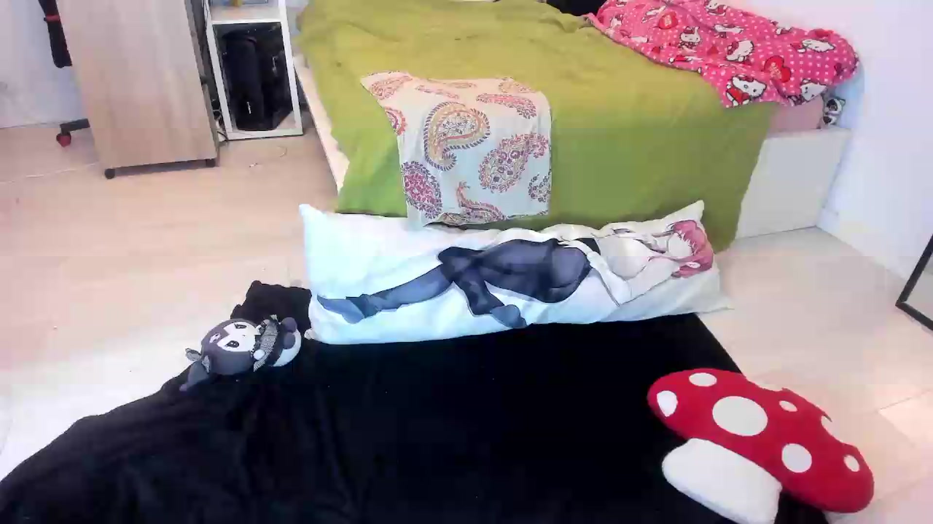 Gallery image thumbnail from RavenLust's myfreecams stream on, 09/02/2026, 24:35 image 1 of 20