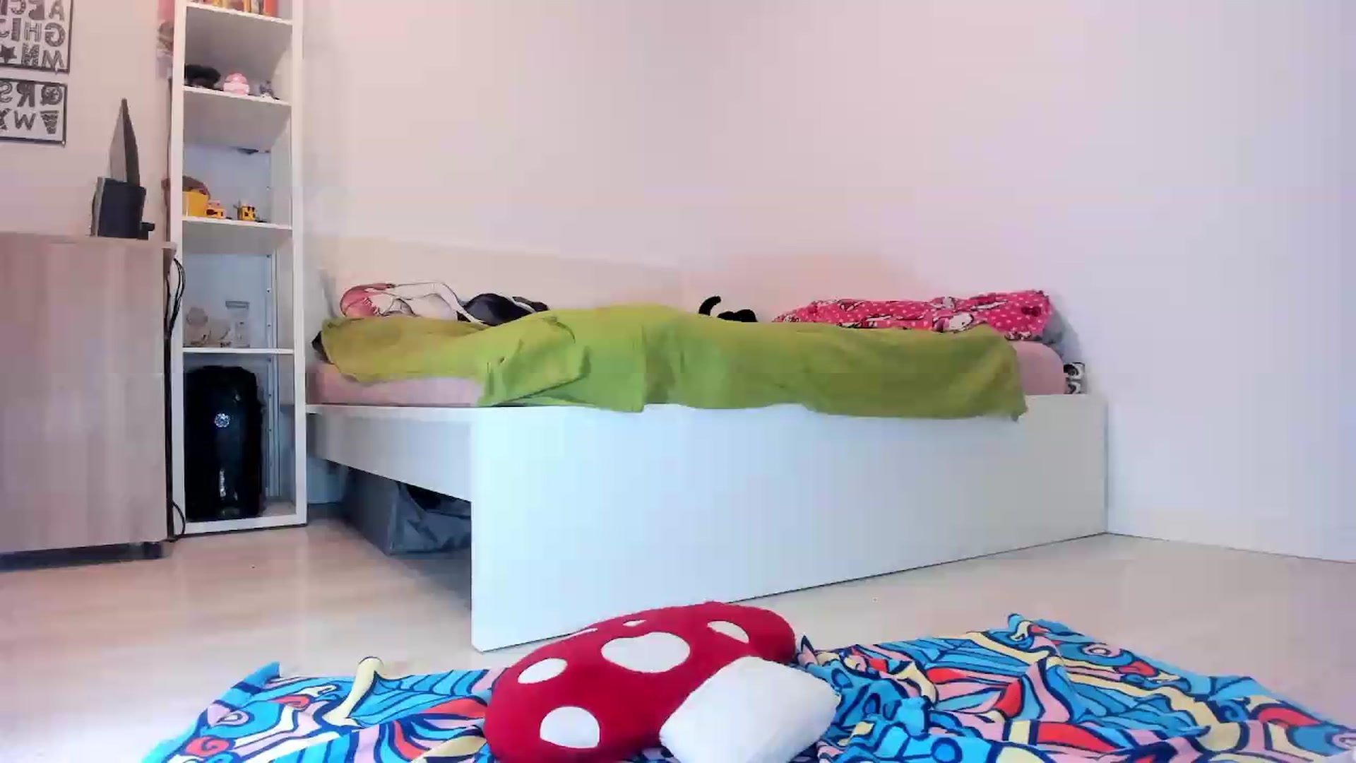 Gallery image thumbnail from RavenLust's myfreecams stream on, 09/04/2026, 24:50 image 1 of 20
