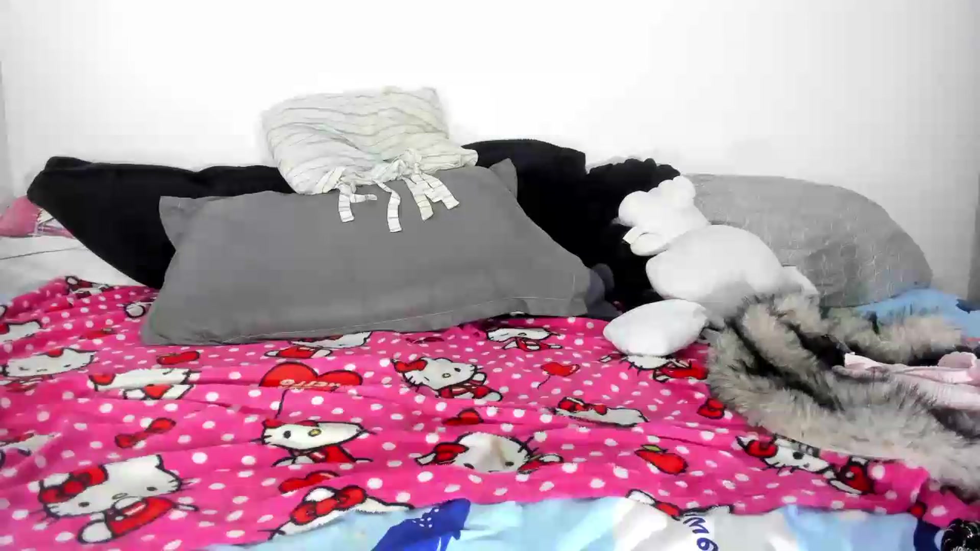 Gallery image thumbnail from RavenLust's myfreecams stream on, 09/09/2026, 01:34 image 11 of 20
