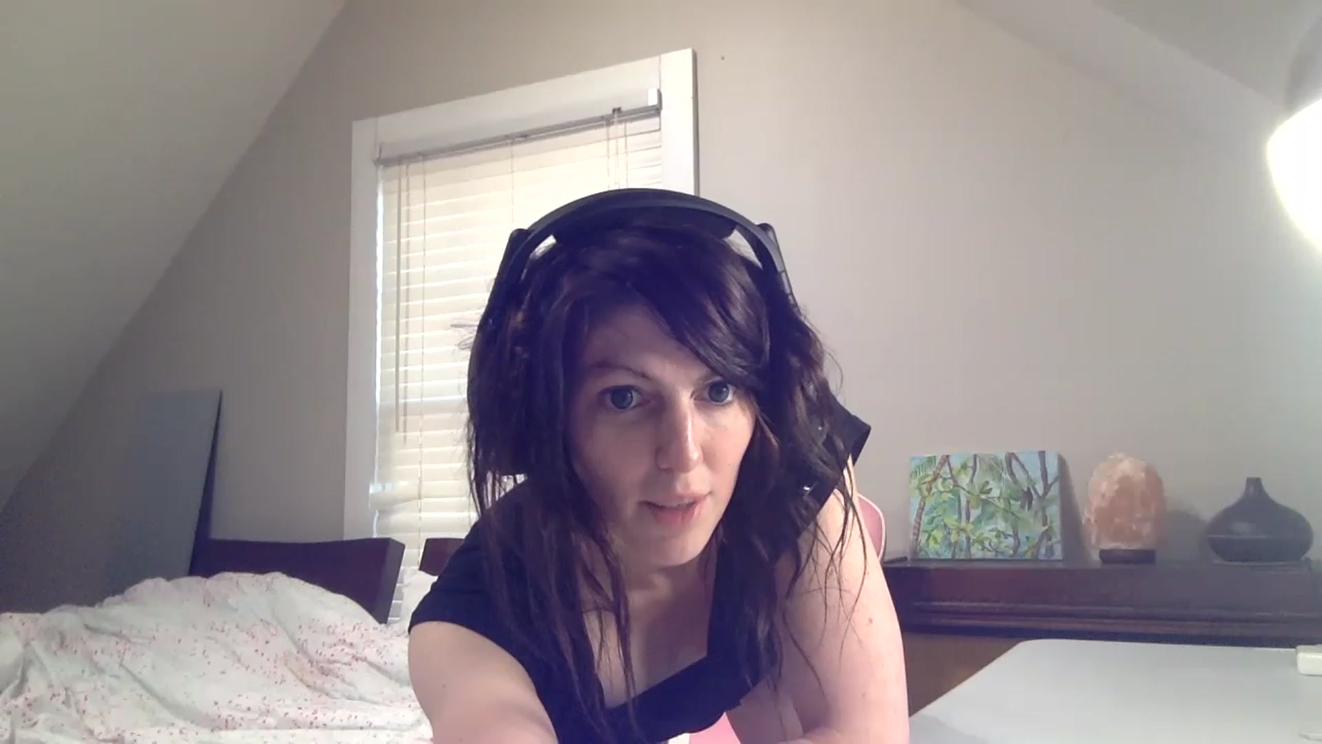 Gallery image thumbnail from RavenRubyRose's myfreecams stream on, 12/25/2022, 16:19 image 3 of 20