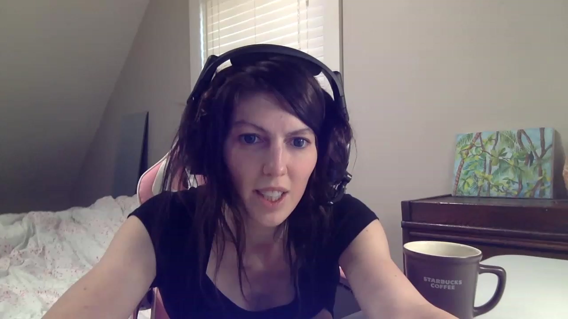 Gallery image thumbnail from RavenRubyRose's myfreecams stream on, 12/25/2022, 16:19 image 8 of 20