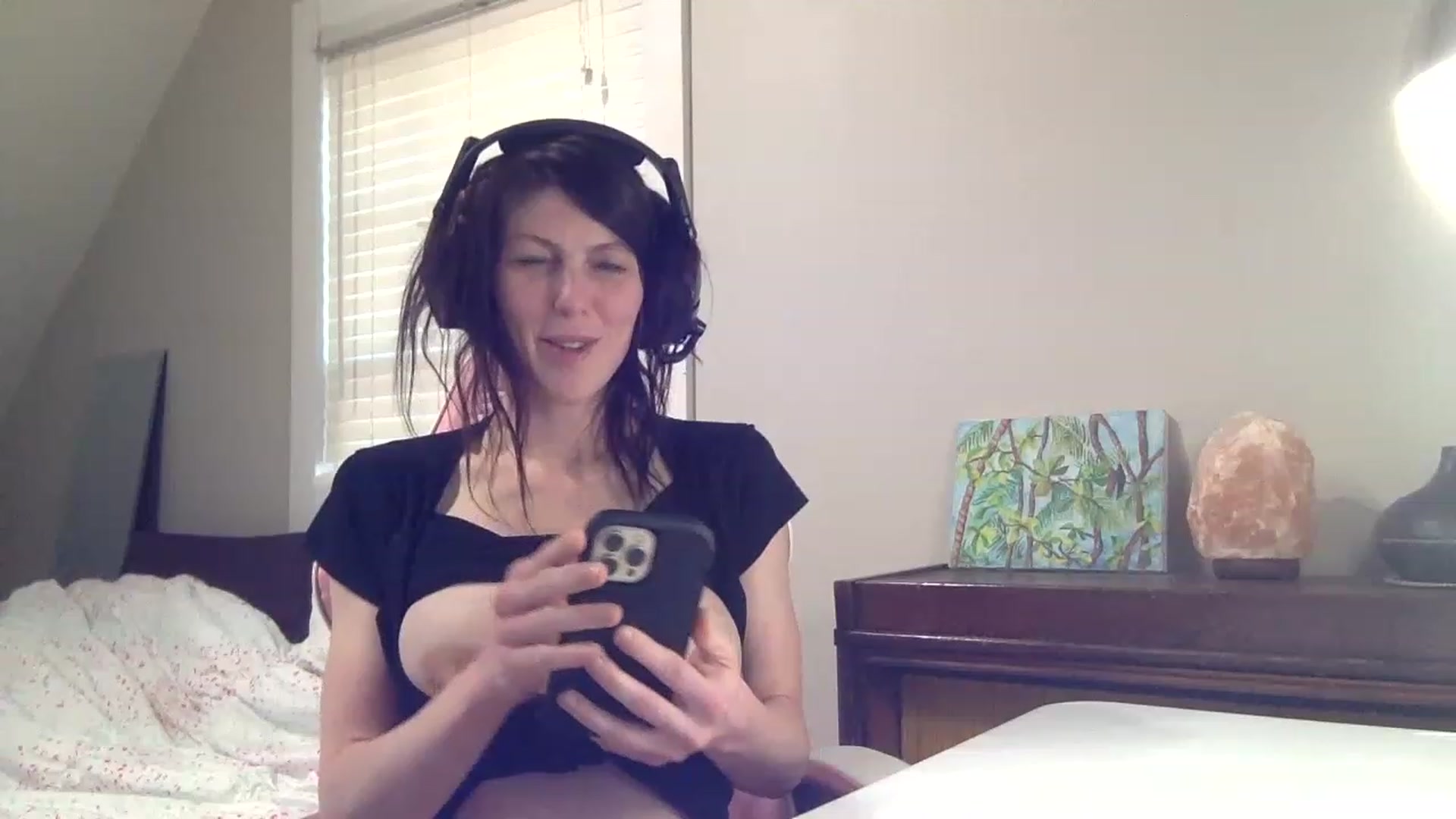 Gallery image thumbnail from RavenRubyRose's myfreecams stream on, 12/25/2022, 16:19 image 11 of 20