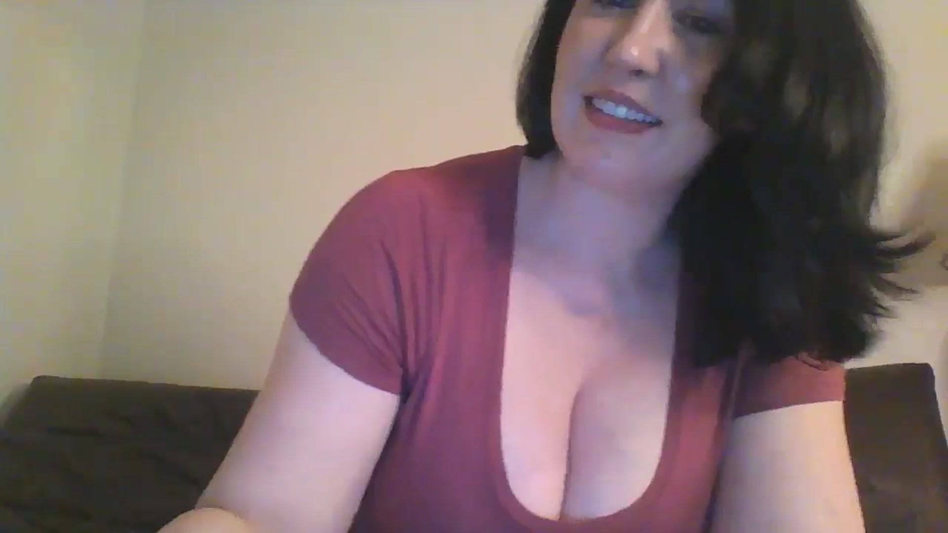 Gallery image thumbnail from RavenVidVixen's myfreecams stream on, 06/19/2024, 11:57 image 3 of 20