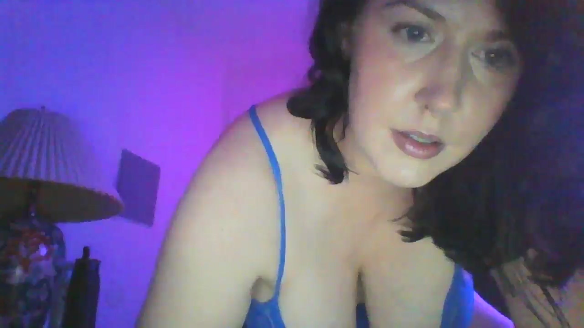 Gallery image thumbnail from RavenVidVixen's myfreecams stream on, 06/24/2024, 11:04 image 10 of 20