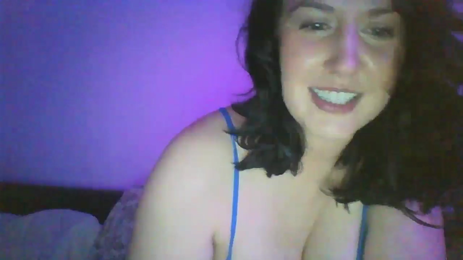 Gallery image thumbnail from RavenVidVixen's myfreecams stream on, 06/24/2024, 11:45 image 7 of 20