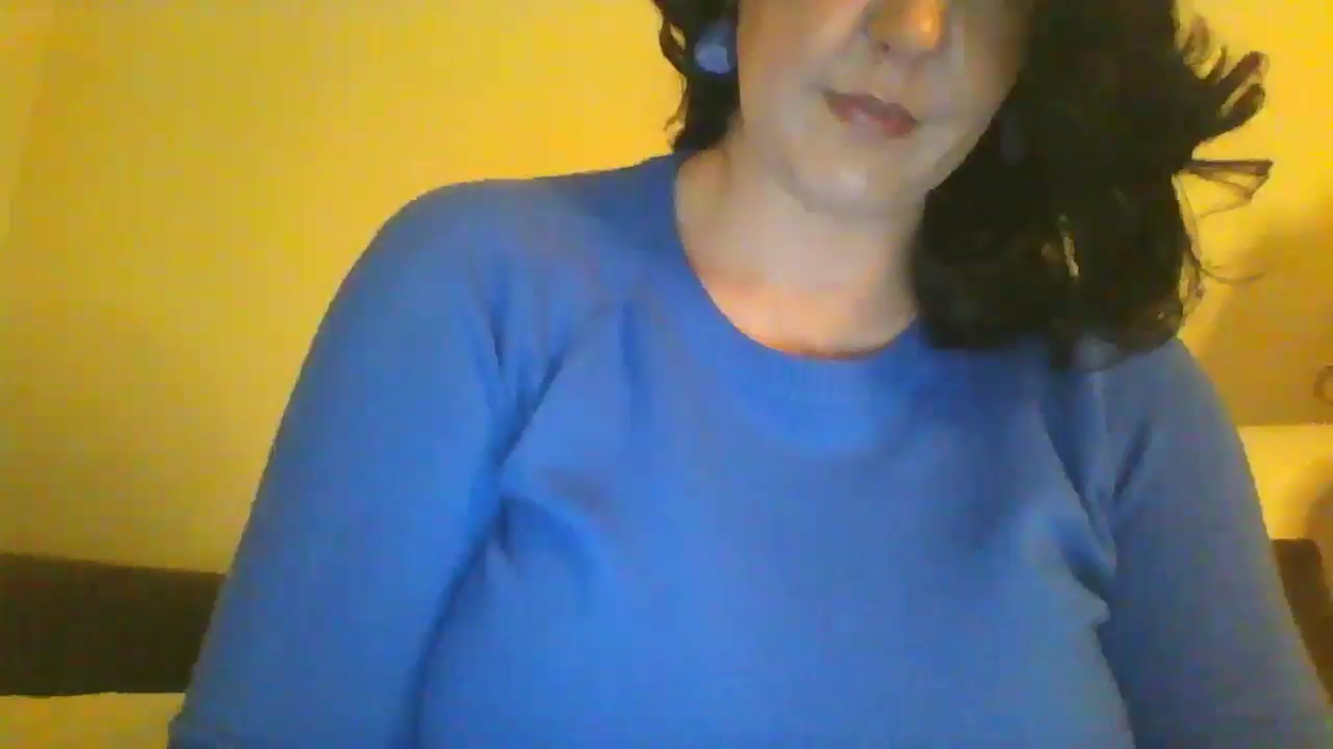 Gallery image thumbnail from RavenVidVixen's myfreecams stream on, 06/30/2024, 10:04 image 13 of 20
