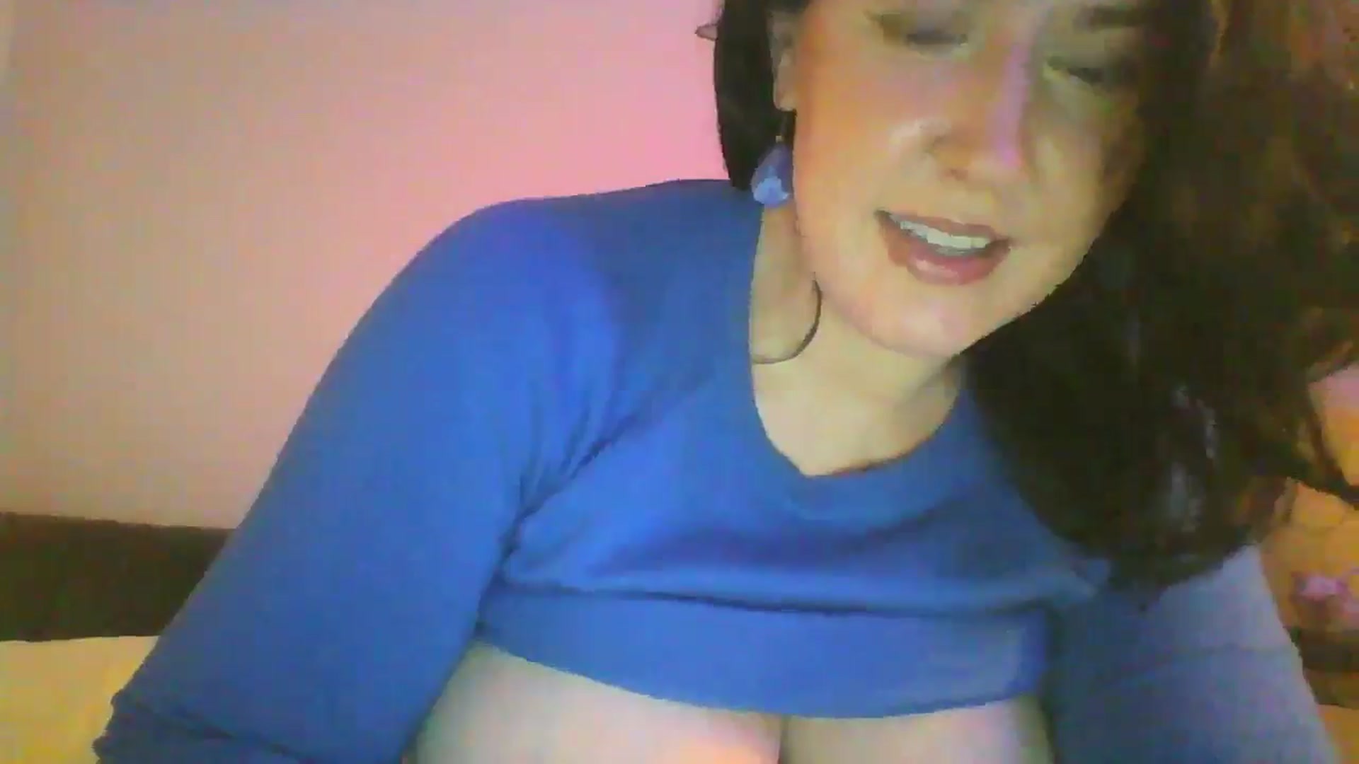 Gallery image thumbnail from RavenVidVixen's myfreecams stream on, 06/30/2024, 12:31 image 17 of 20