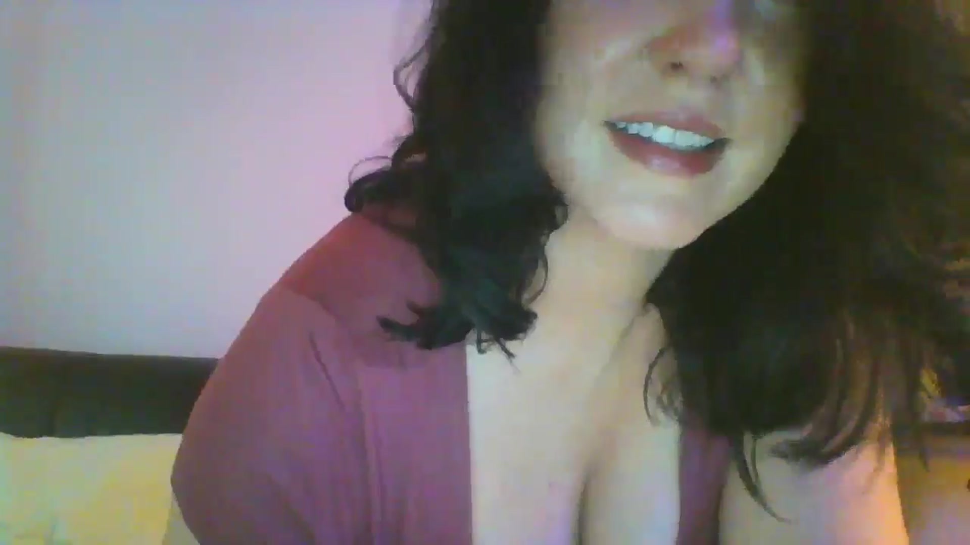 Gallery image thumbnail from RavenVidVixen's myfreecams stream on, 07/09/2024, 13:50 image 4 of 20