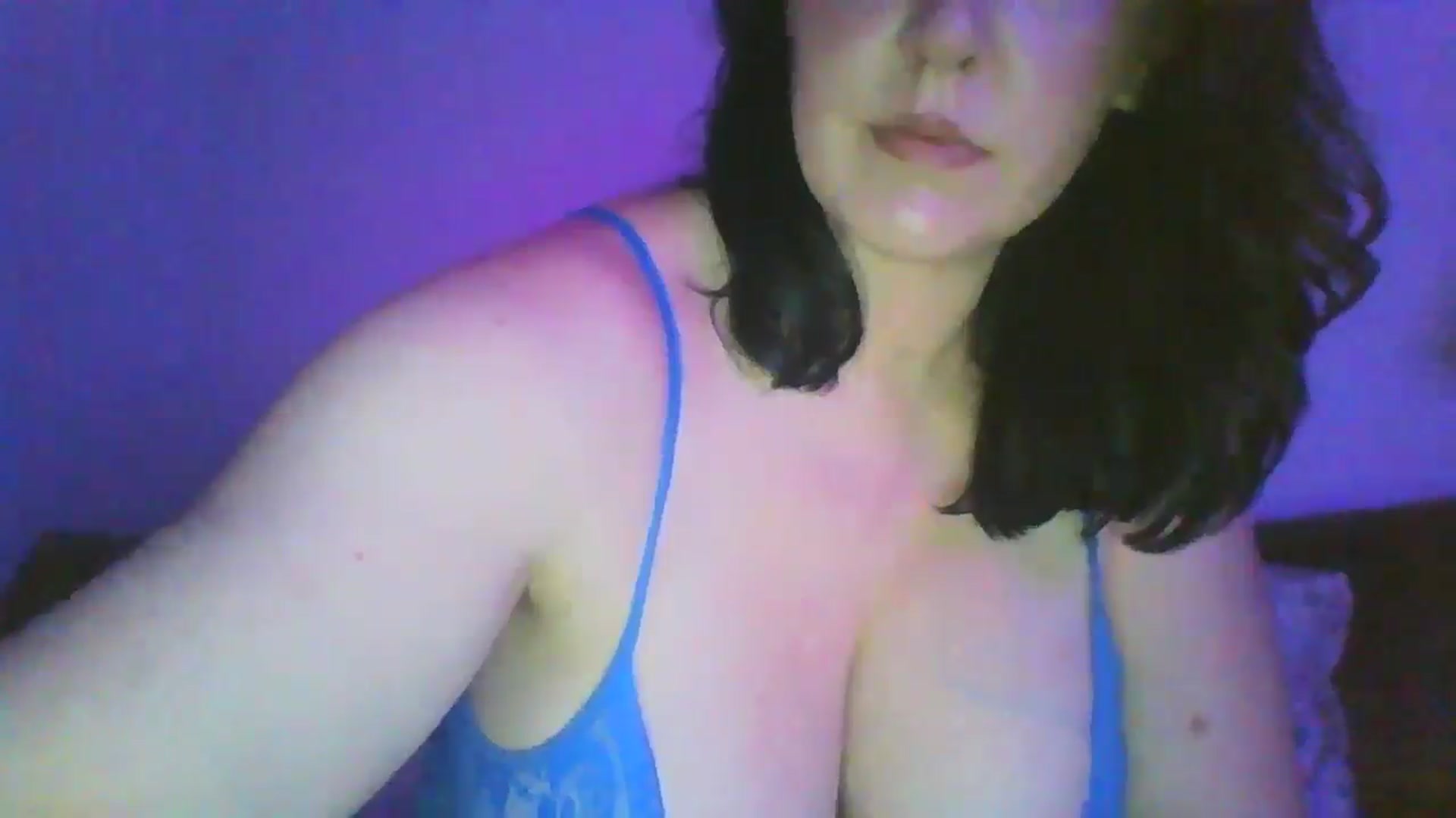 Gallery image thumbnail from RavenVidVixen's myfreecams stream on, 07/15/2024, 09:25 image 5 of 20