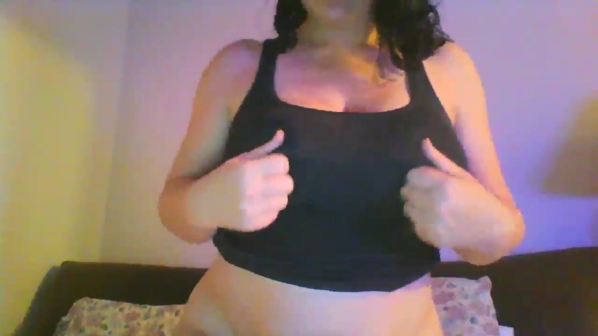 Gallery image thumbnail from RavenVidVixen's myfreecams stream on, 07/24/2024, 10:01 image 4 of 20