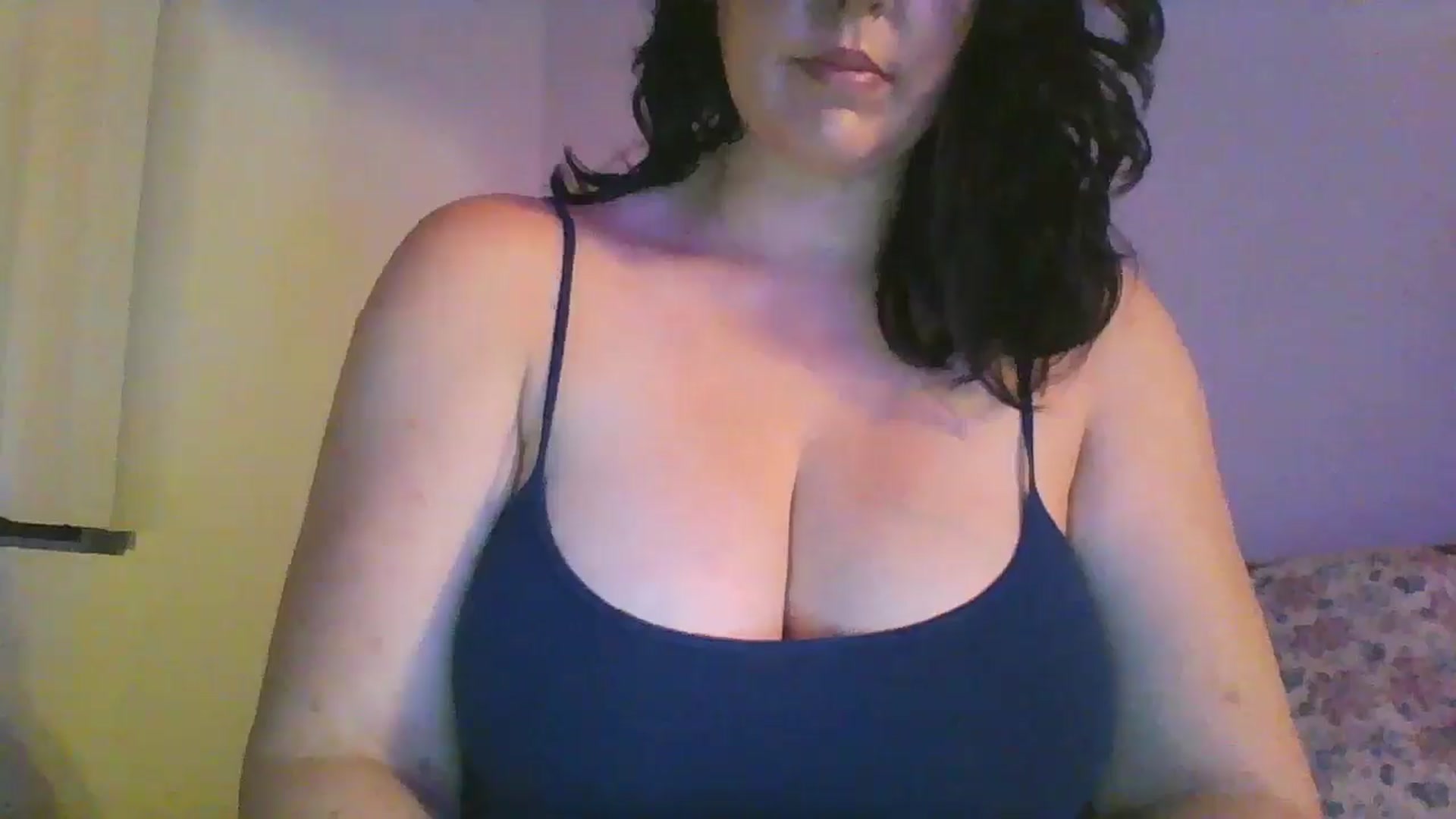 Gallery image thumbnail from RavenVidVixen's myfreecams stream on, 07/25/2024, 09:47 image 5 of 20