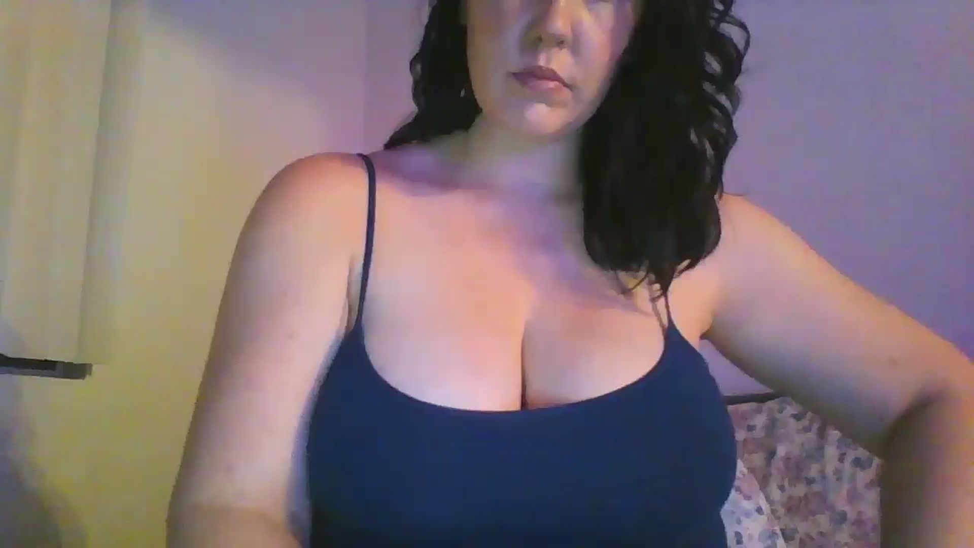 Gallery image thumbnail from RavenVidVixen's myfreecams stream on, 07/25/2024, 09:47 image 1 of 20