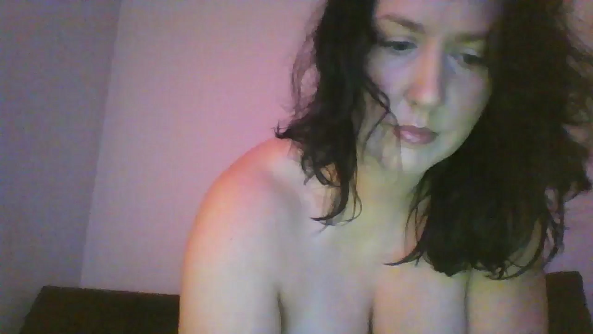 Gallery image thumbnail from RavenVidVixen's myfreecams stream on, 08/03/2024, 10:37 image 1 of 20