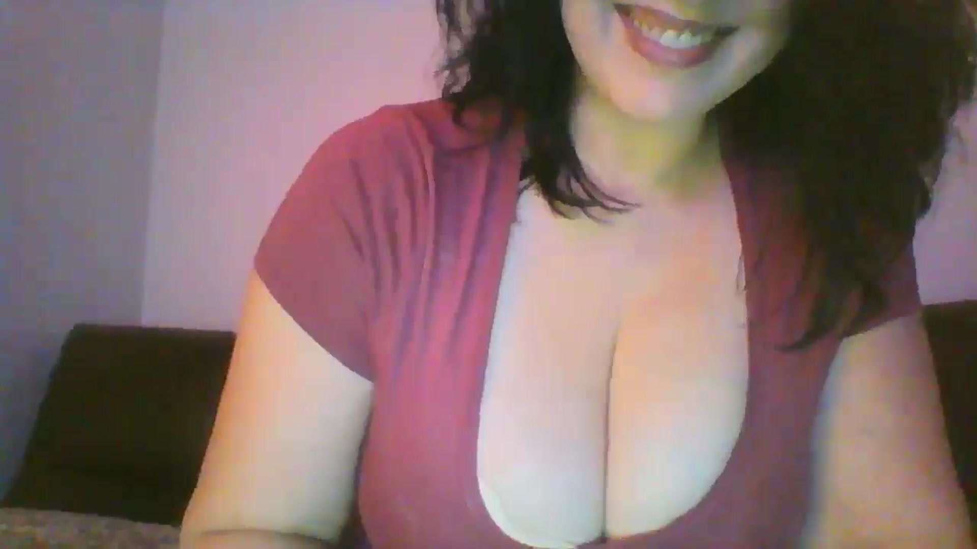 Gallery image thumbnail from RavenVidVixen's myfreecams stream on, 08/05/2024, 08:46 image 4 of 20