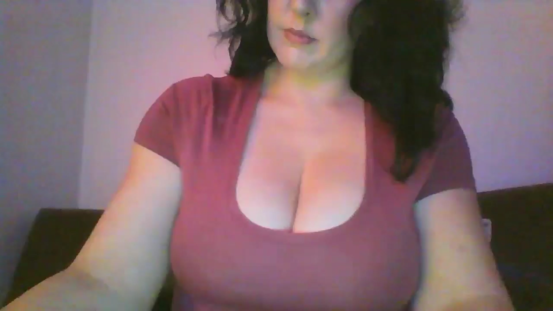 Gallery image thumbnail from RavenVidVixen's myfreecams stream on, 08/05/2024, 08:46 image 9 of 20