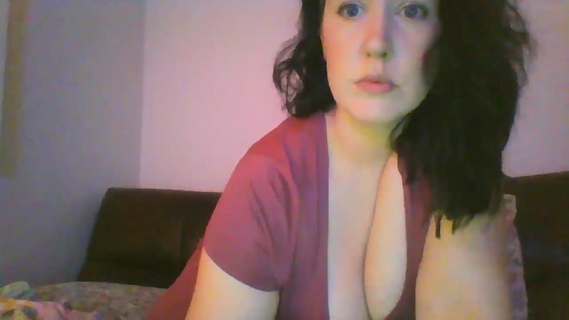 Gallery image thumbnail from RavenVidVixen's myfreecams stream on, 08/05/2024, 08:46 image 6 of 20