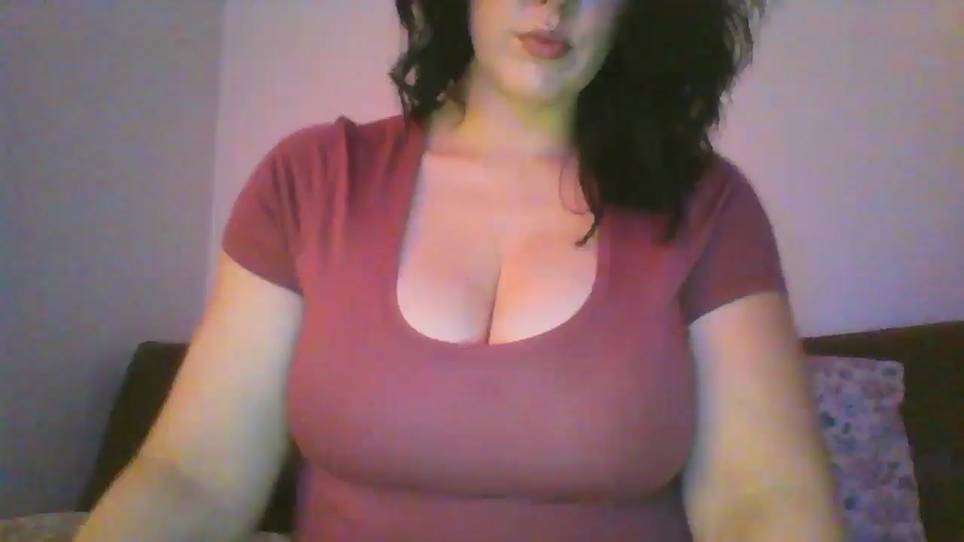 Gallery image thumbnail from RavenVidVixen's myfreecams stream on, 08/05/2024, 08:46 image 1 of 20