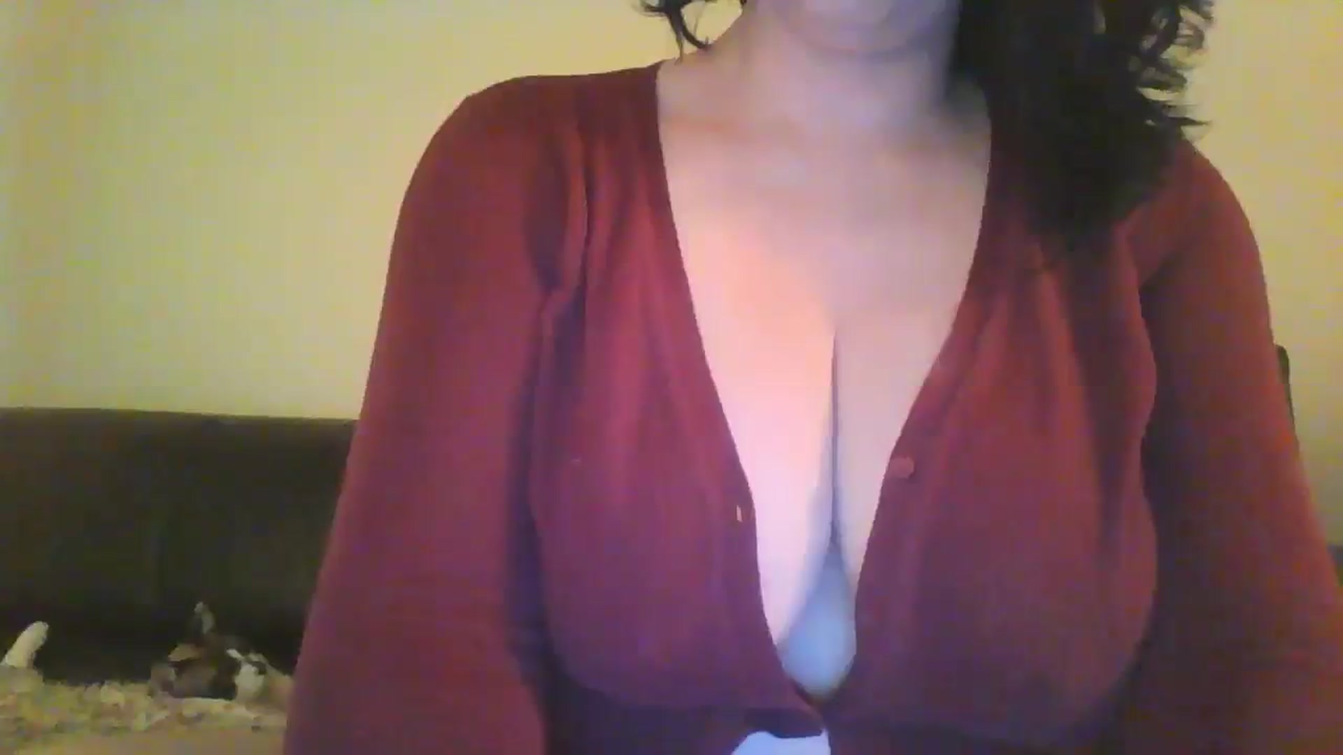 Gallery image thumbnail from RavenVidVixen's myfreecams stream on, 08/09/2024, 08:09 image 16 of 20