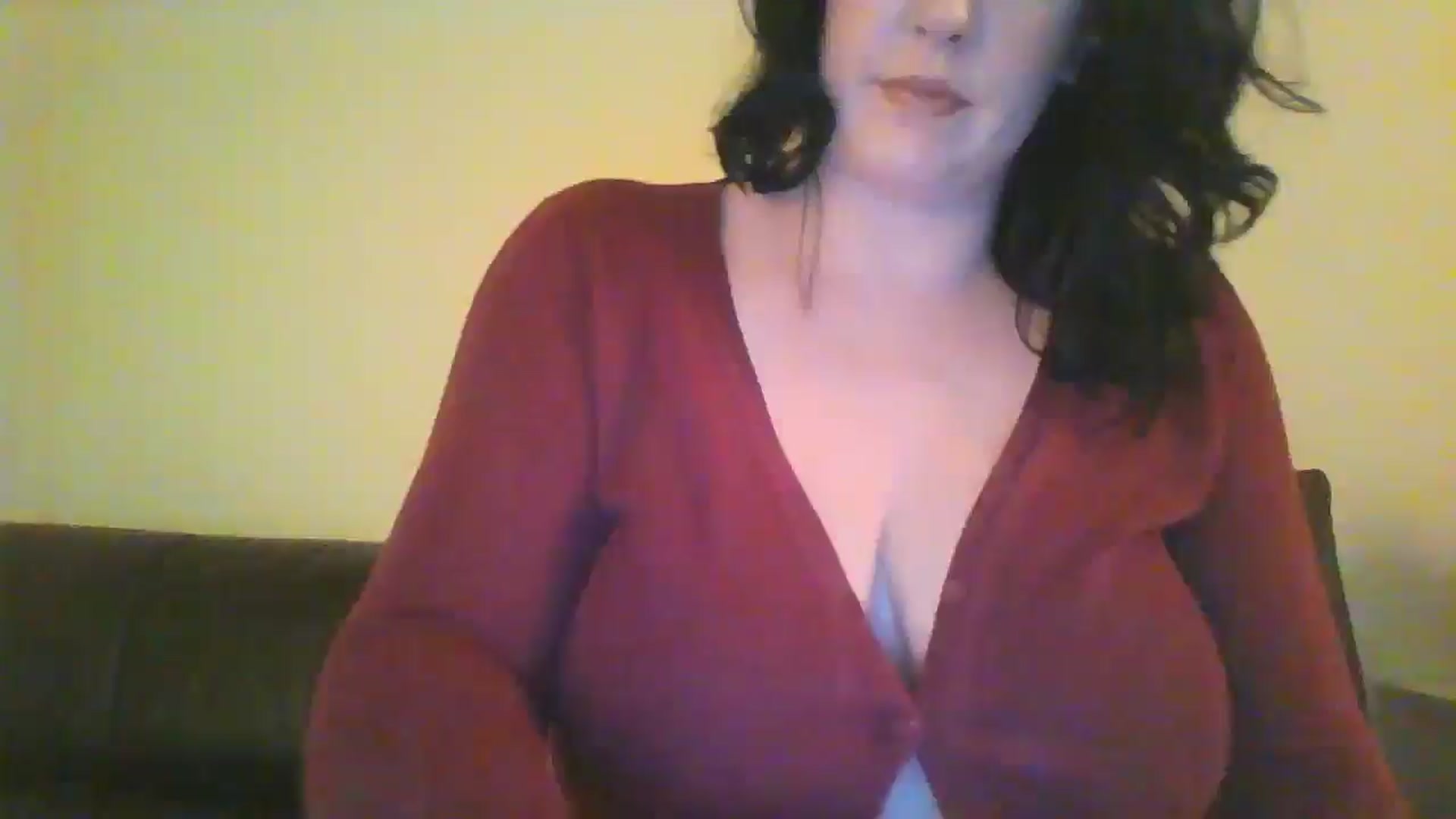 Gallery image thumbnail from RavenVidVixen's myfreecams stream on, 08/09/2024, 11:14 image 10 of 20