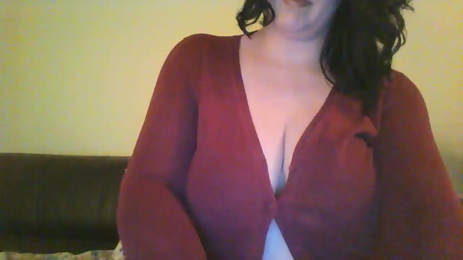 Gallery image thumbnail from RavenVidVixen's myfreecams stream on, 08/09/2024, 11:14 image 3 of 20