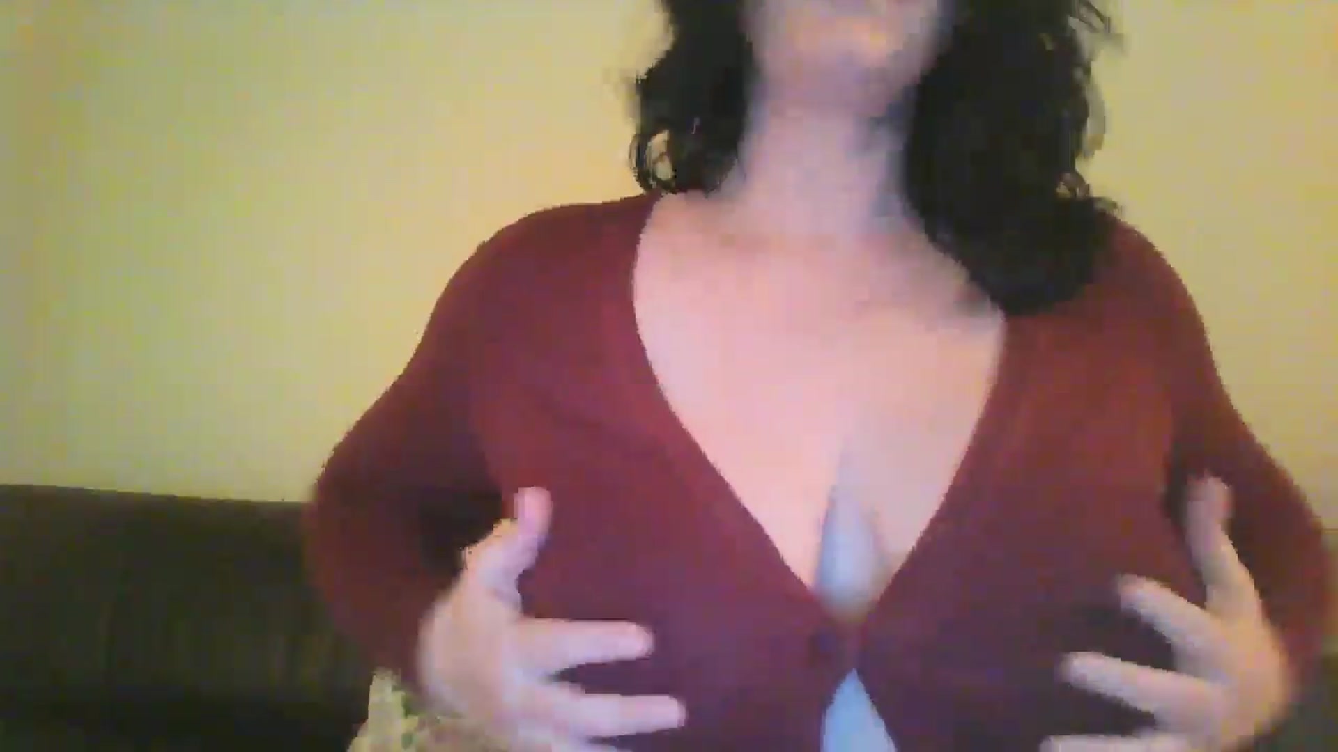 Gallery image thumbnail from RavenVidVixen's myfreecams stream on, 08/09/2024, 11:14 image 2 of 20