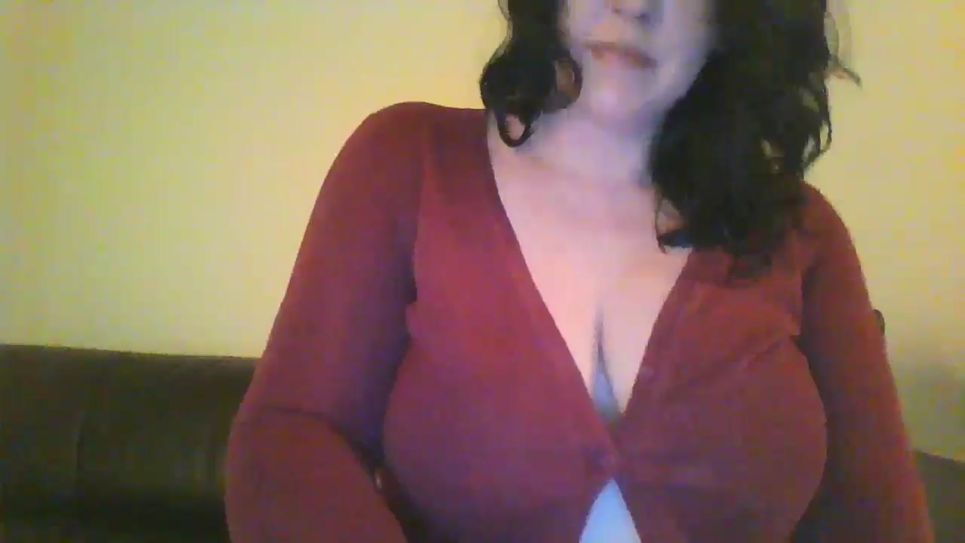 Gallery image thumbnail from RavenVidVixen's myfreecams stream on, 08/09/2024, 11:14 image 6 of 20