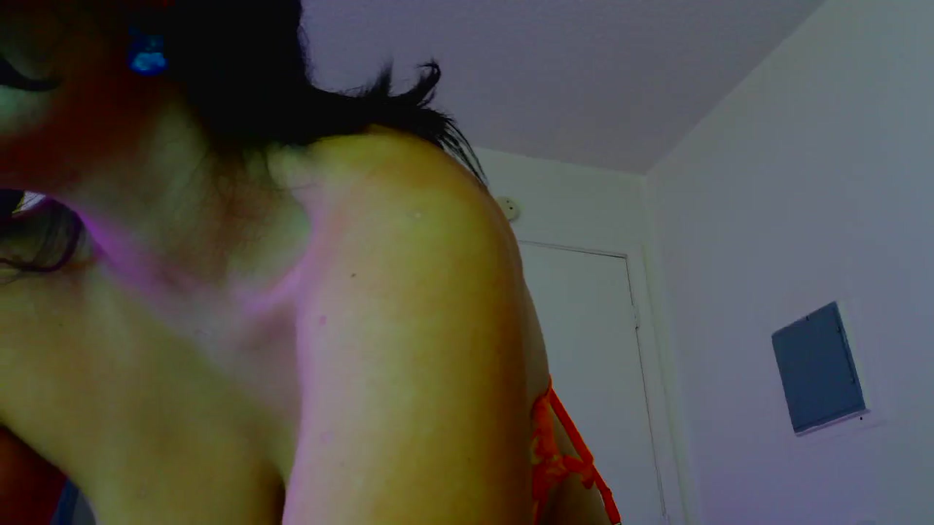 Gallery image thumbnail from RavenVidVixen's myfreecams stream on, 01/11/2025, 11:21 image 9 of 20