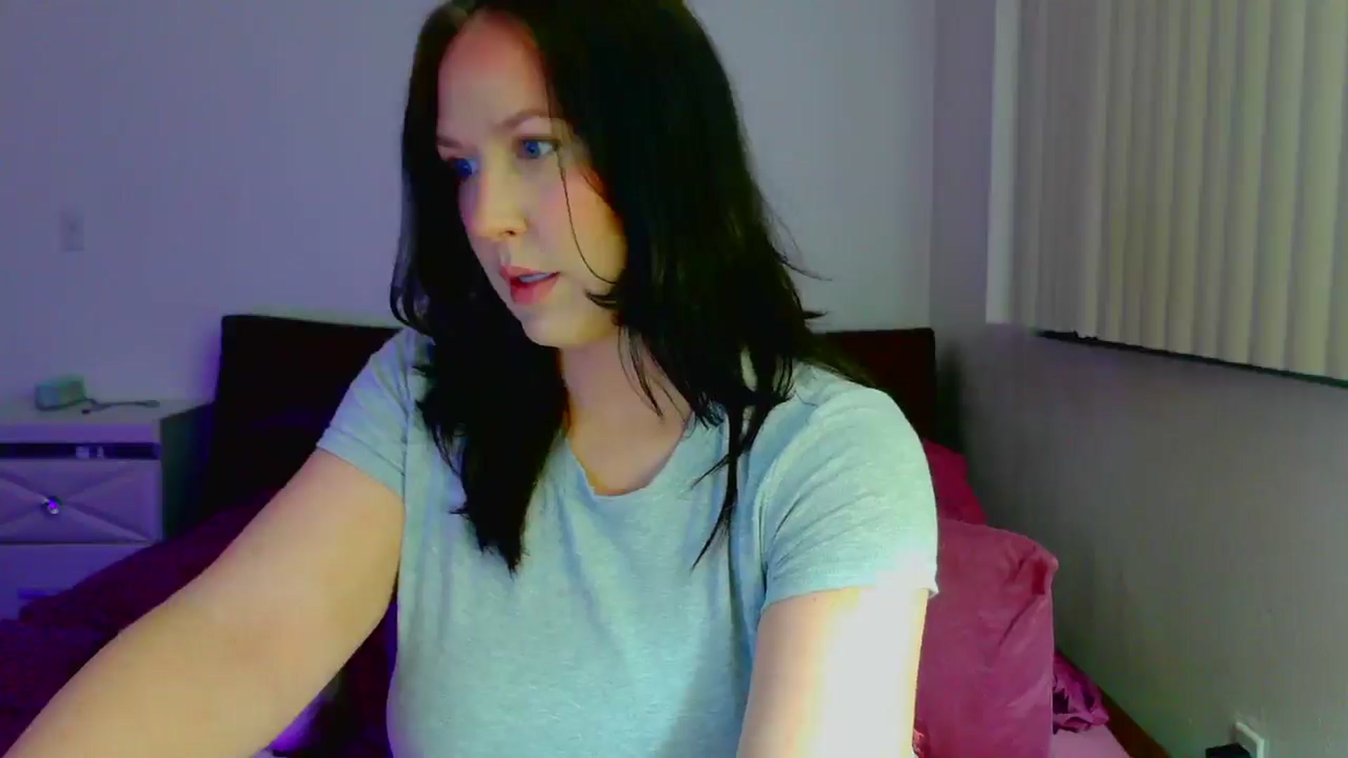 Gallery image thumbnail from RavenVidVixen's myfreecams stream on, 02/18/2025, 11:15 image 5 of 20