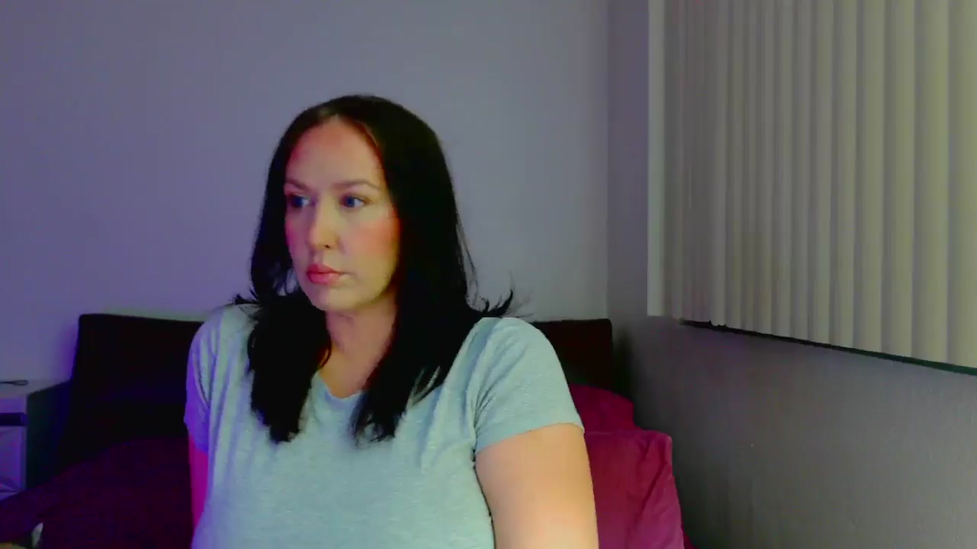 Gallery image thumbnail from RavenVidVixen's myfreecams stream on, 02/18/2025, 11:15 image 2 of 20