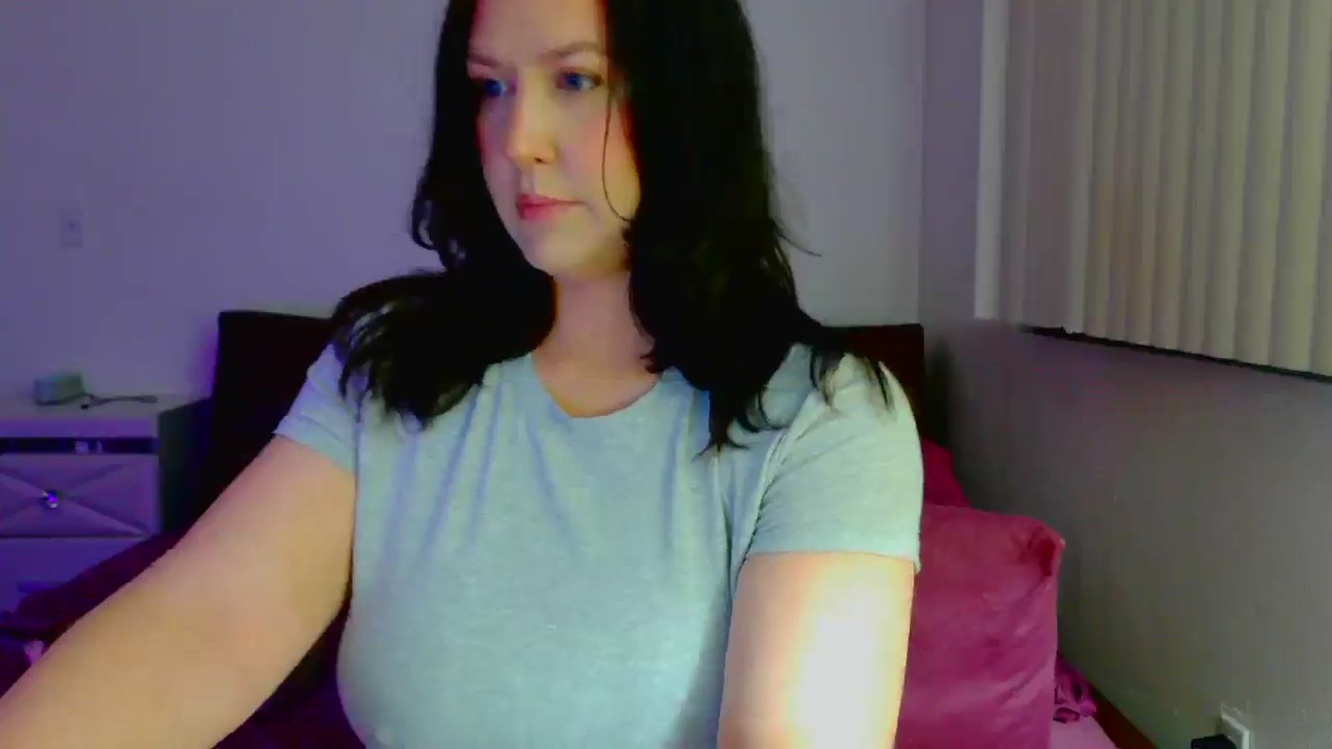 Gallery image thumbnail from RavenVidVixen's myfreecams stream on, 02/18/2025, 11:15 image 9 of 20