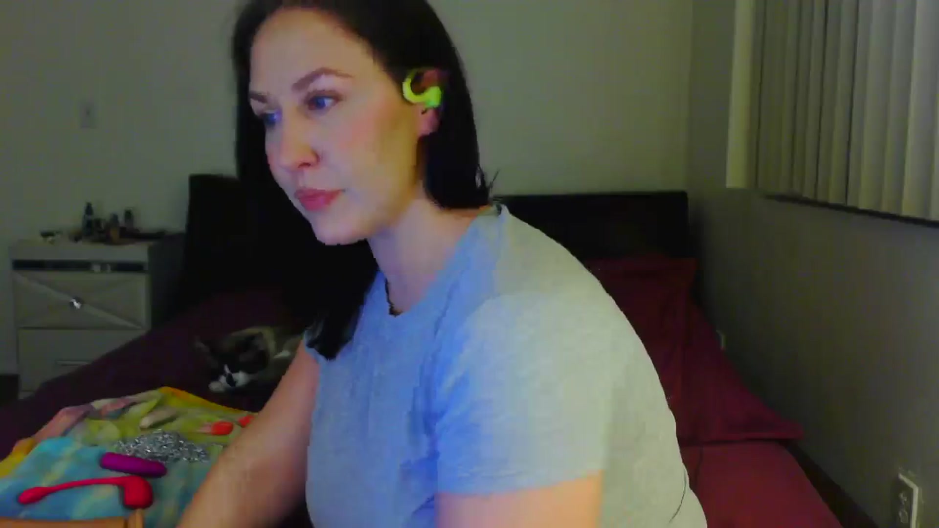 Gallery image thumbnail from RavenVidVixen's myfreecams stream on, 04/12/2025, 12:08 image 9 of 20