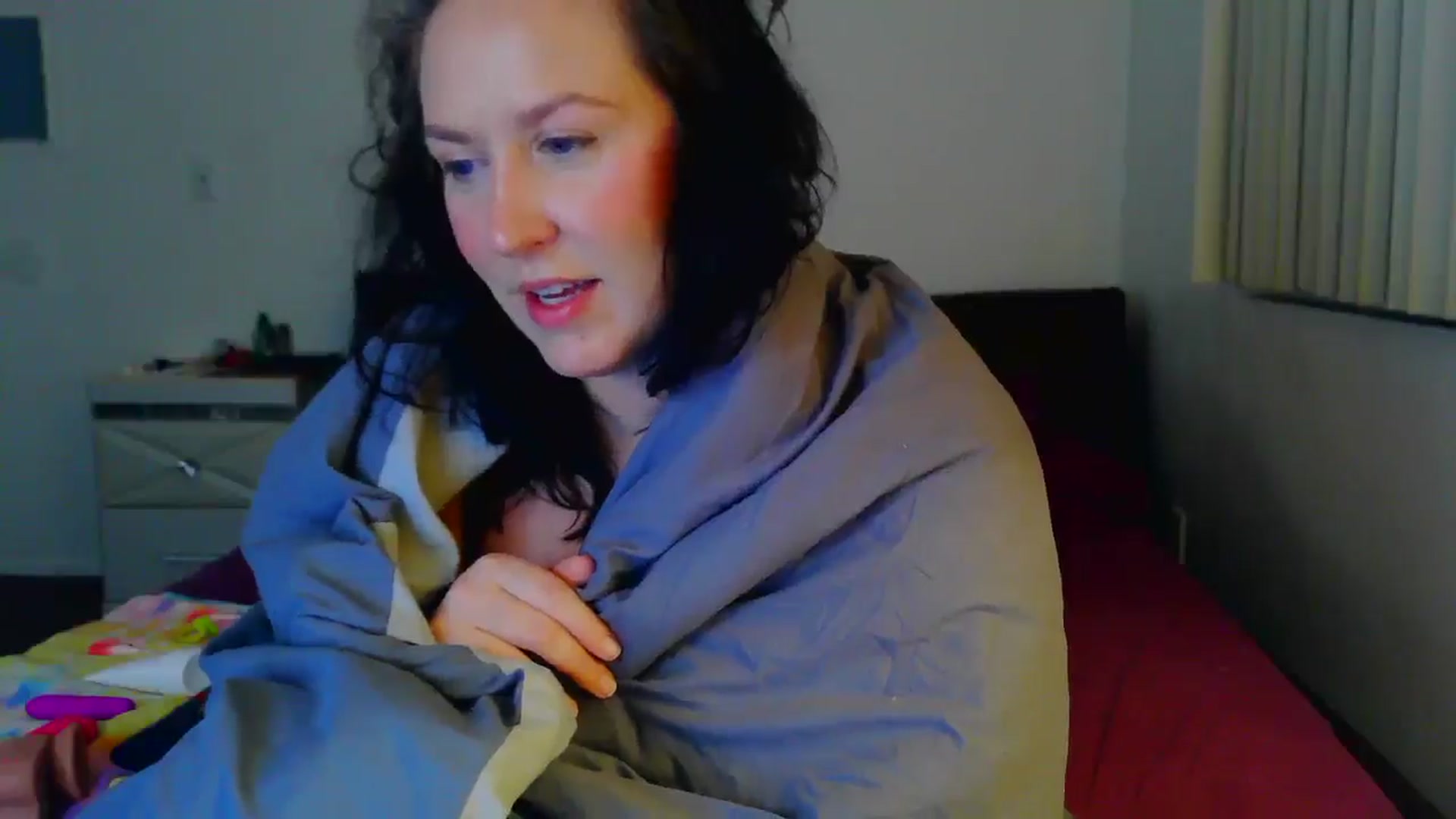 Gallery image thumbnail from RavenVidVixen's myfreecams stream on, 04/17/2025, 12:11 image 6 of 20