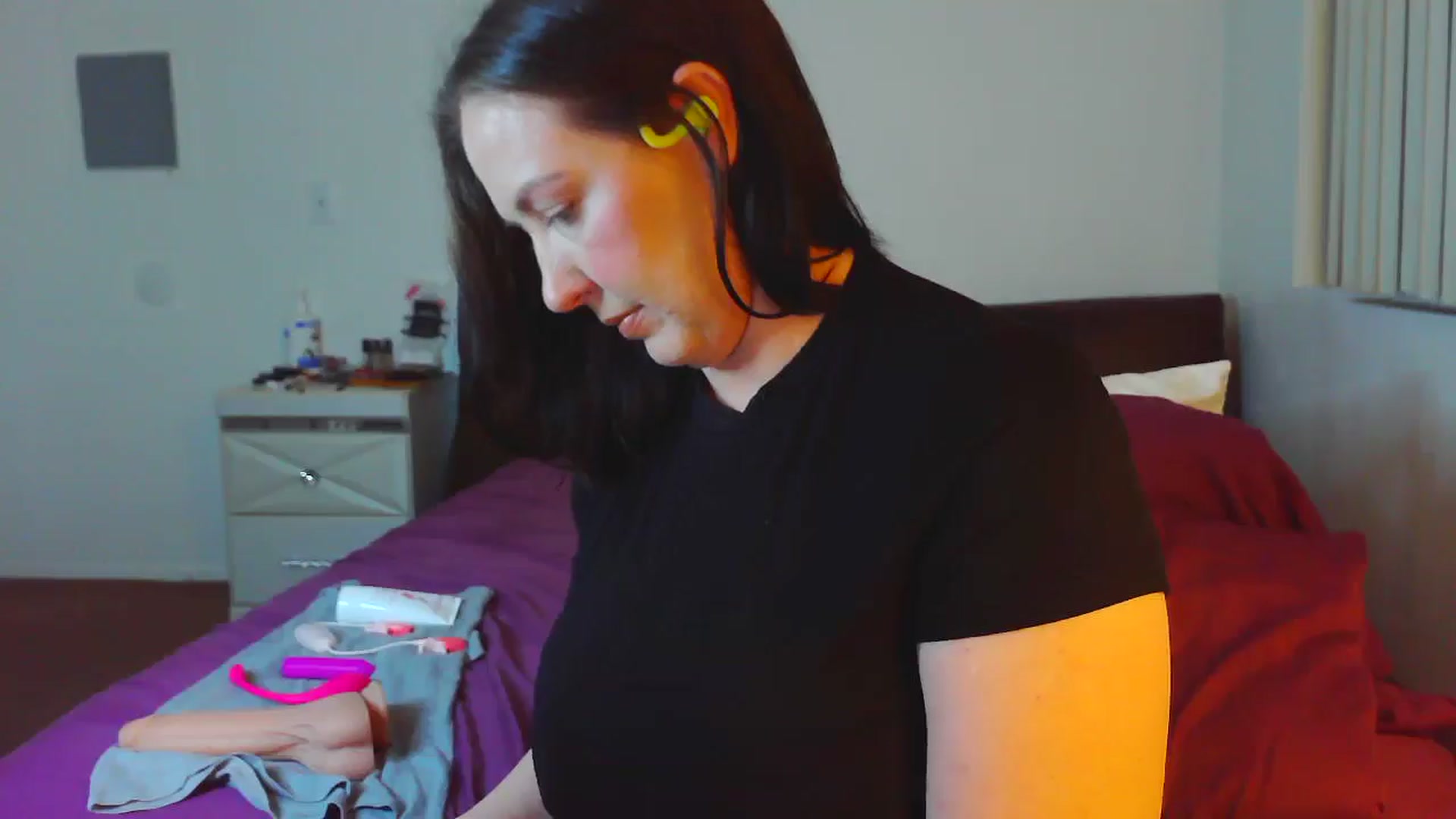 Gallery image thumbnail from RavenVidVixen's myfreecams stream on, 06/09/2025, 11:25 image 17 of 20