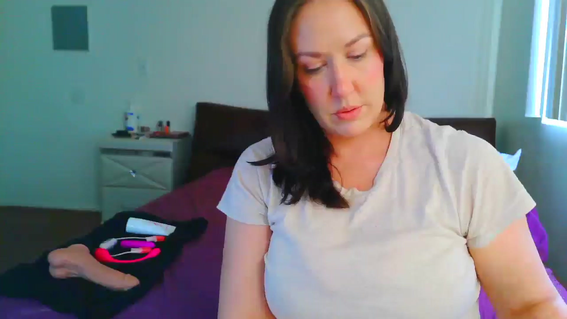 Gallery image thumbnail from RavenVidVixen's myfreecams stream on, 06/16/2025, 14:05 image 8 of 20