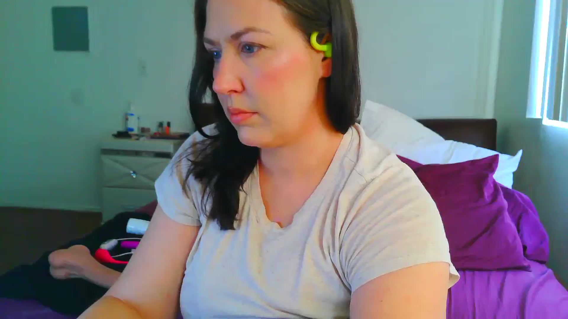 Gallery image thumbnail from RavenVidVixen's myfreecams stream on, 06/16/2025, 14:05 image 9 of 20