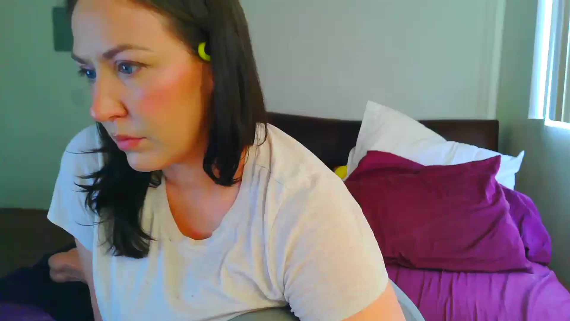 Gallery image thumbnail from RavenVidVixen's myfreecams stream on, 06/16/2025, 14:05 image 6 of 20