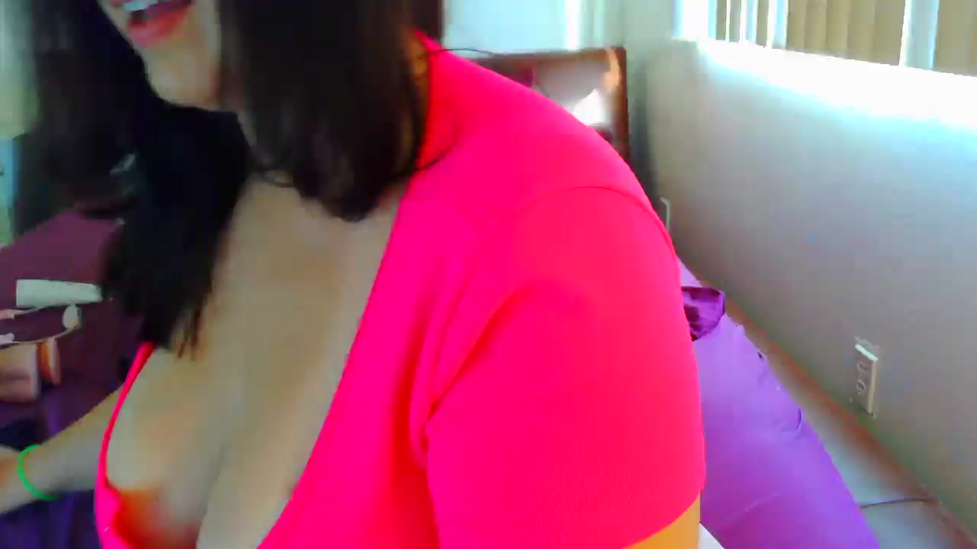 Gallery image thumbnail from RavenVidVixen's myfreecams stream on, 08/04/2025, 01:40 image 19 of 20